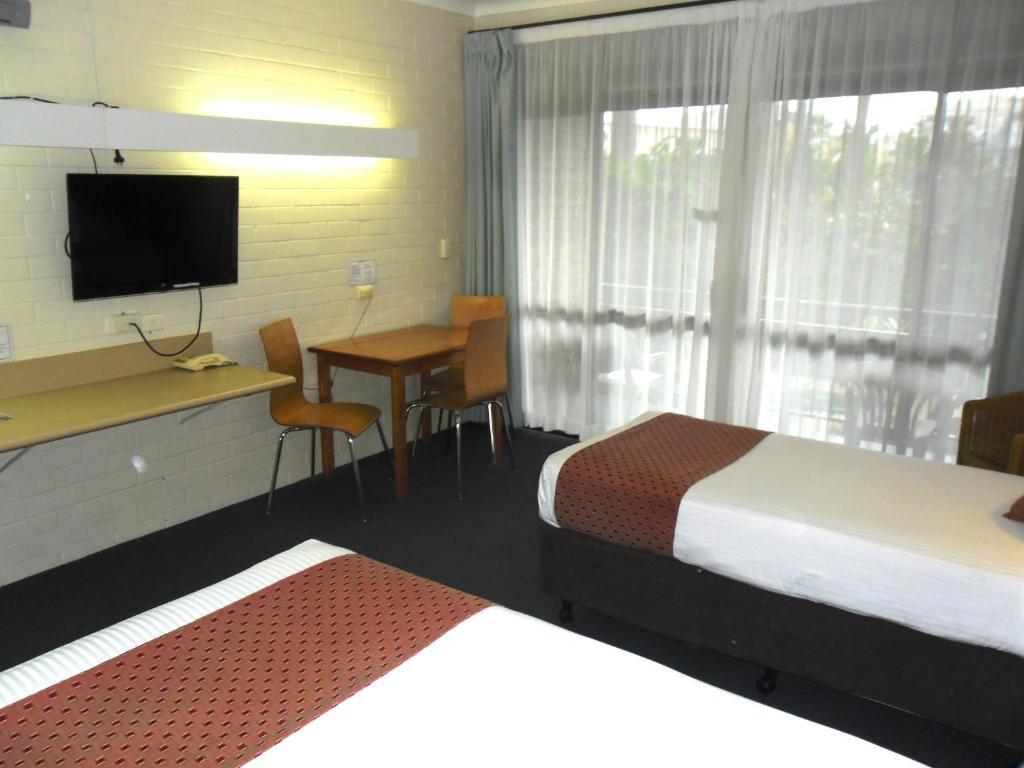 Mooloolaba Motel Room photo