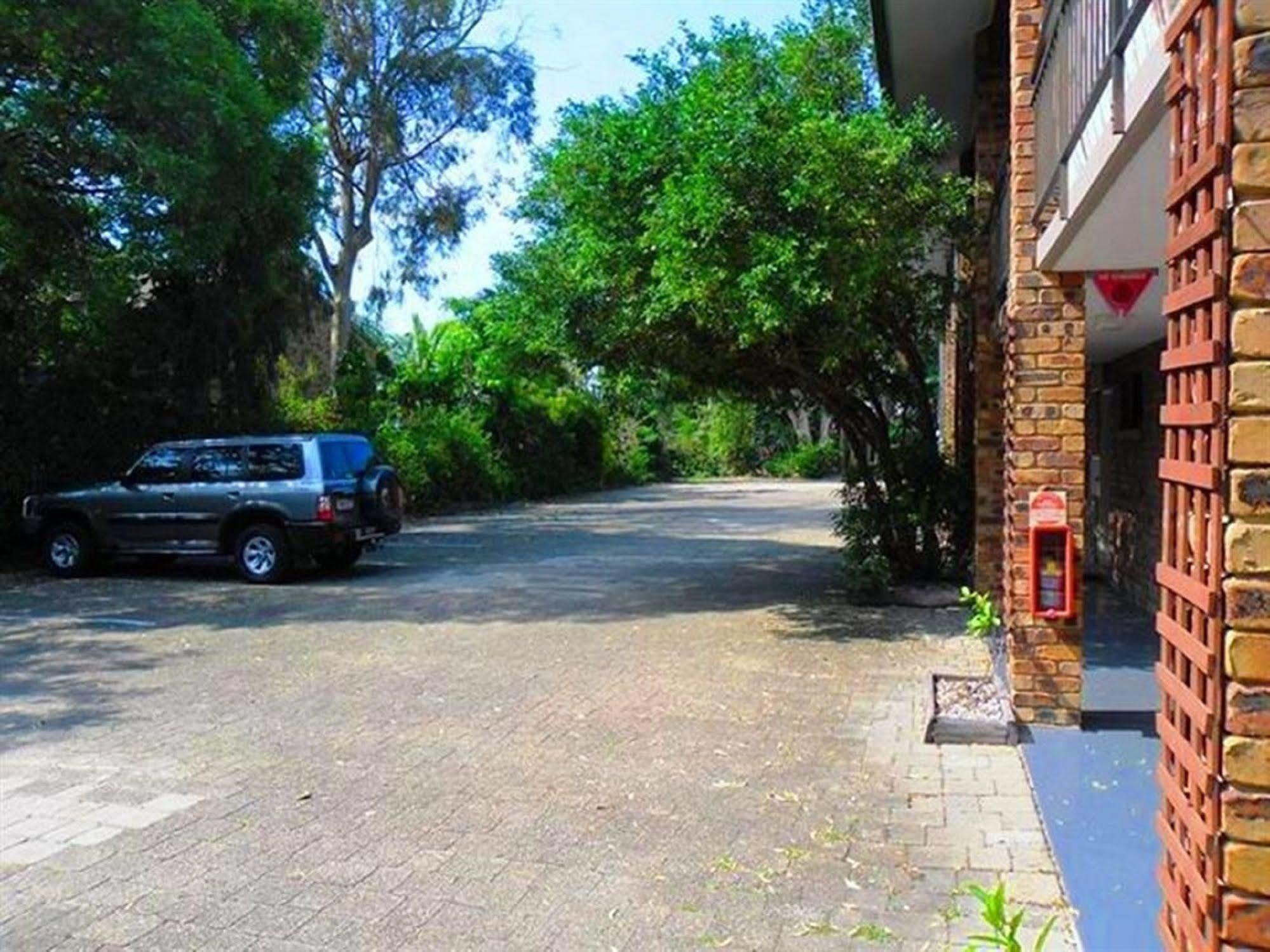 Mooloolaba Motel Exterior photo